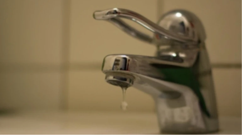 В городе Донецкой области вводят графики поставки воды: ее не будет 12 часов в сутки