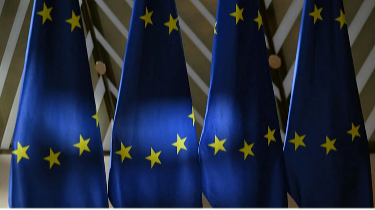 Лідери ЄС не змогли домовитись за мегапозику для України за рахунок РФ – FT