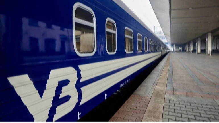 Укрзализныця назначила новый поезд: будут действовать женские и детские купе