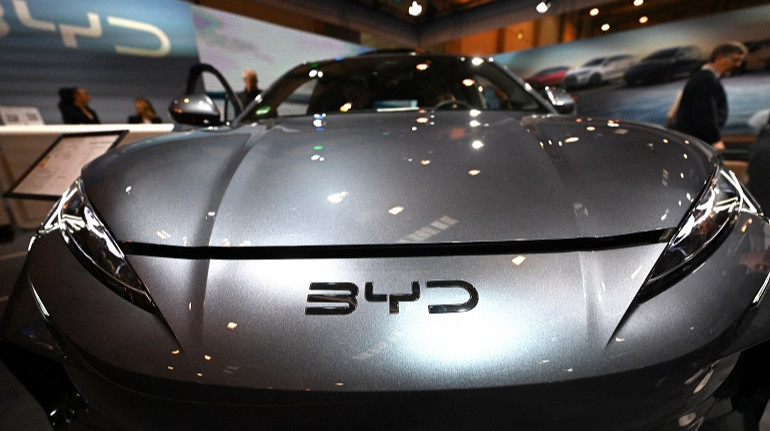BYD на пути к достижению цели продаж 2024 года и опережению Ford и Honda