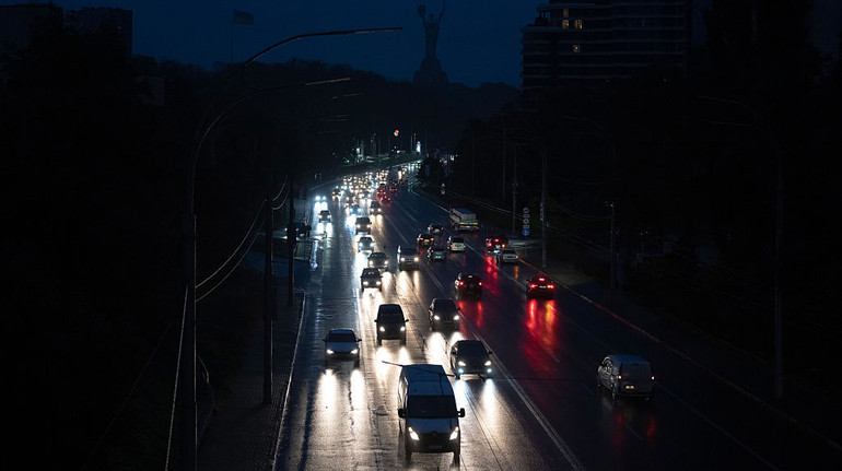 В Києві та Дніпрі на окремих дорогах зменшили дозволену швидкість руху