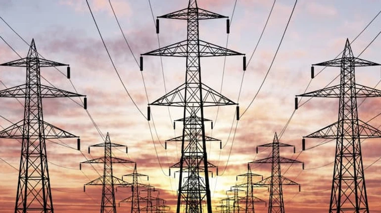 У Києві повернулися до графіків відключень світла