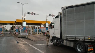 На кордоні тестують пріоритетний проїзд для вантажівок: які правила