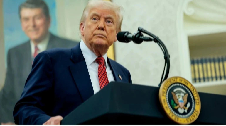 Трамп продовжив надзвичайний стан для протидії технологічному розвитку Китаю