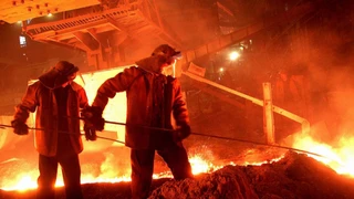 У серпні виробництво сталі в Україні скоротилося вдвічі