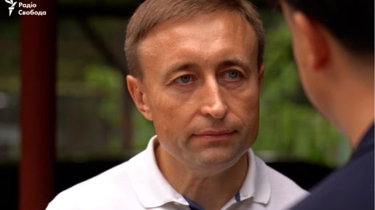 Топ-таможенника Комара отстранили от должности после журналистского расследования