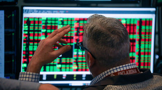 Техакції падають: звіт Nvidia не зняв страхів щодо бульбашки витрат на ШІ