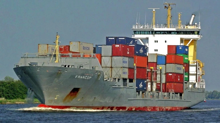 США сняли санкции с трех российских судов