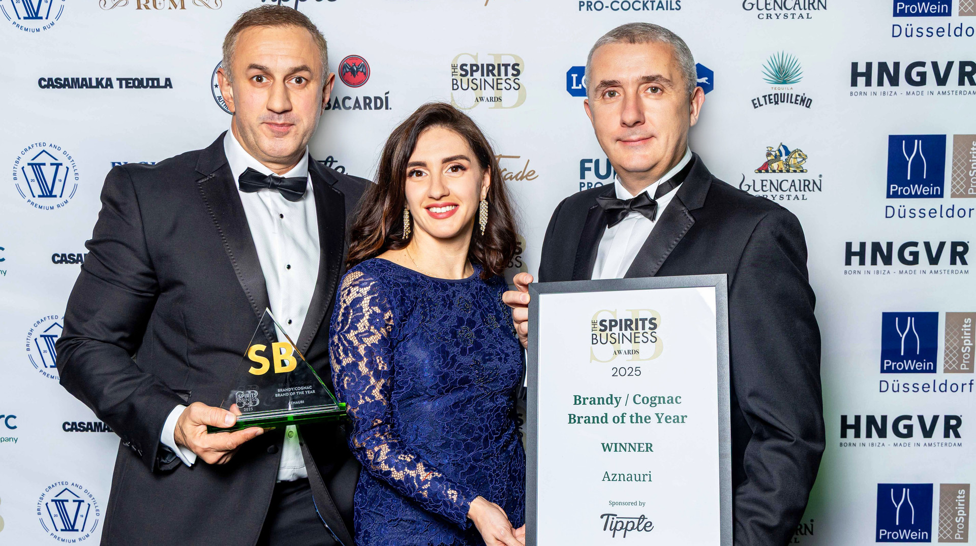 Глобальный прорыв года: коньяк AZNAURI стал №1 Brand of the Year в Лондоне