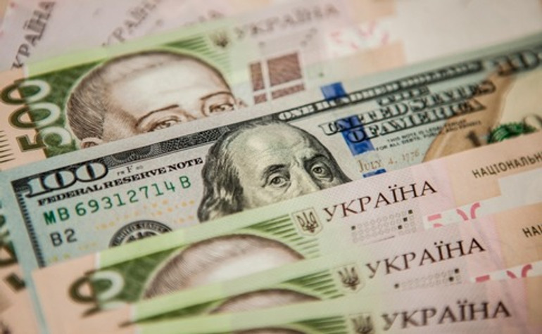 НБУ купив на міжбанку 50 мільйонів доларів