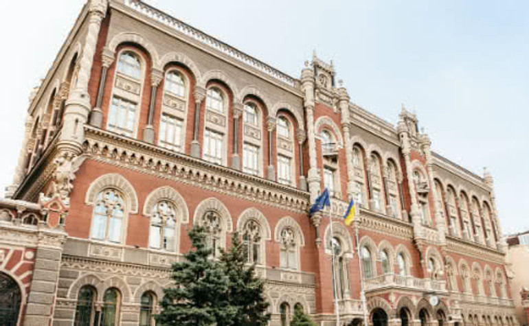 Смолій про падіння ВВП у 2020 році: НБУ може переглянути прогноз у червні