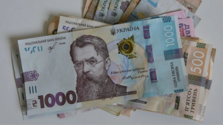 В Україні знизилася середня зарплата
