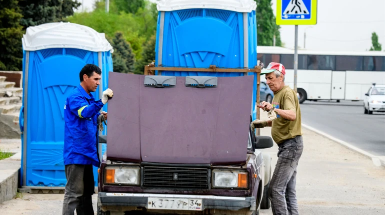 Из-за снижения качества бензина в РФ фиксируется дефицит автомобильного масла