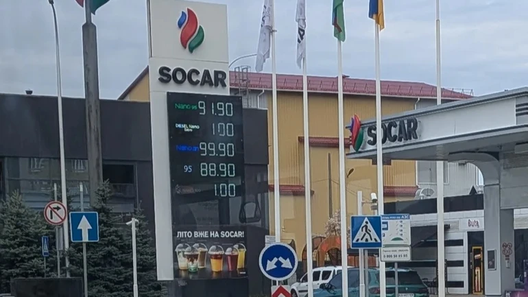Ціна на преміальний дизель в одній з мереж АЗС сягнула 100 грн/л