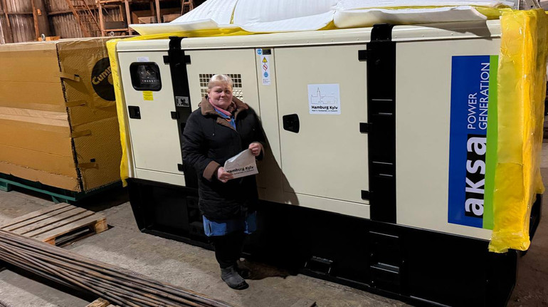 Німецьке місто передало Києву 20 потужних генераторів