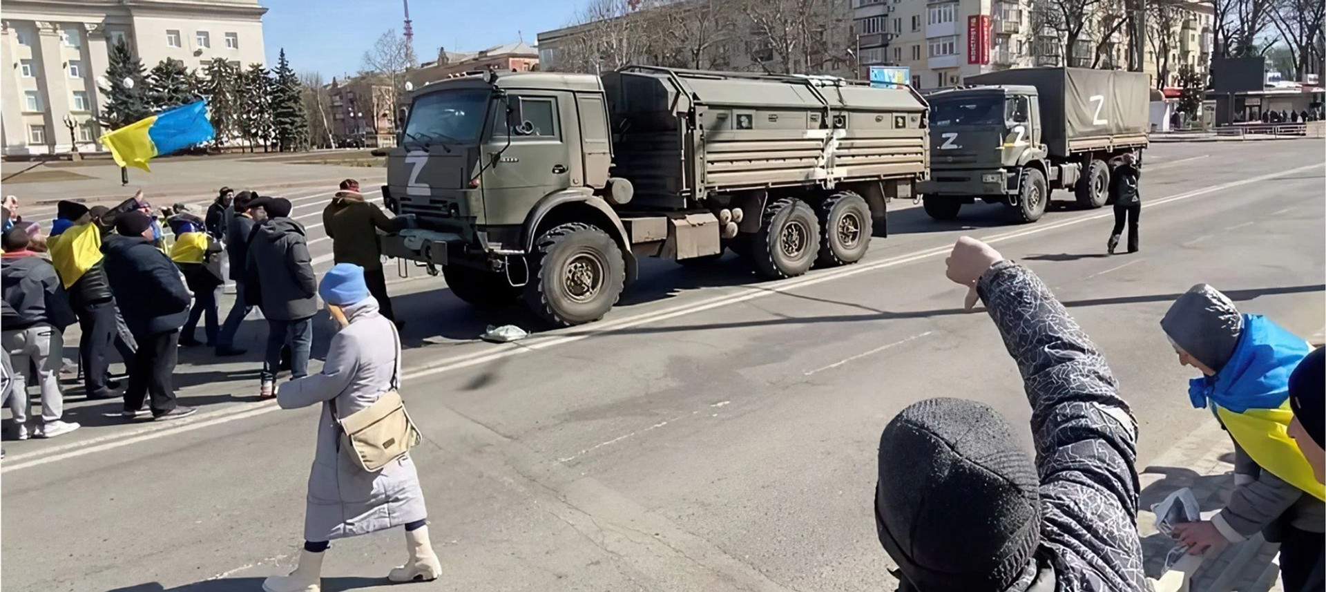 Тонка межа між колабораціонізмом і виживанням. Як працювати бізнесу на окупованих територіях