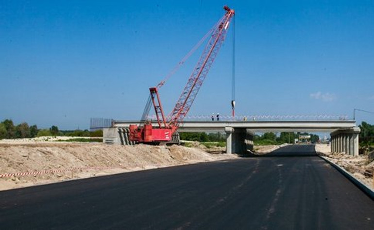 Вартість будівництва Великої кільцевої зросла втричі. Суд дозволив провести обшуки в КМДА