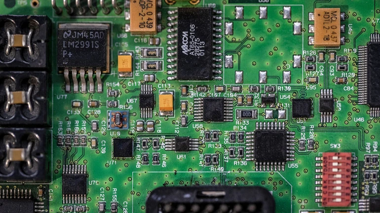 Ключовоий компонент для смартфонів та ПК злетів на 40% через війну в Ірані