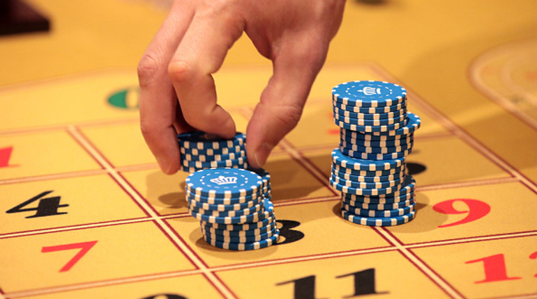 Двох організаторів азартних ігор оштрафували на понад півтора мільйона: причина