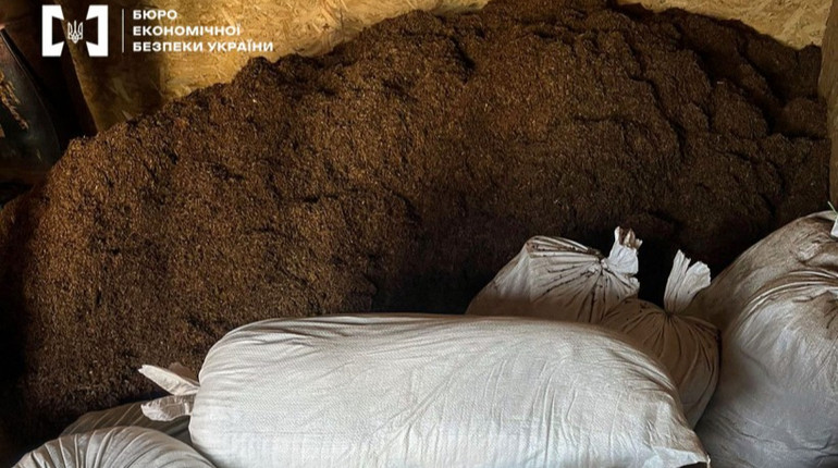 На Тернопольщине разоблачили подпольное производство табака и изъяли более 5 тонн продукции