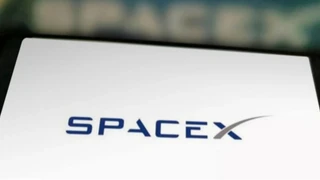 Акции телекоммуникационных операторов США снизились на фоне вторжения SpaceX