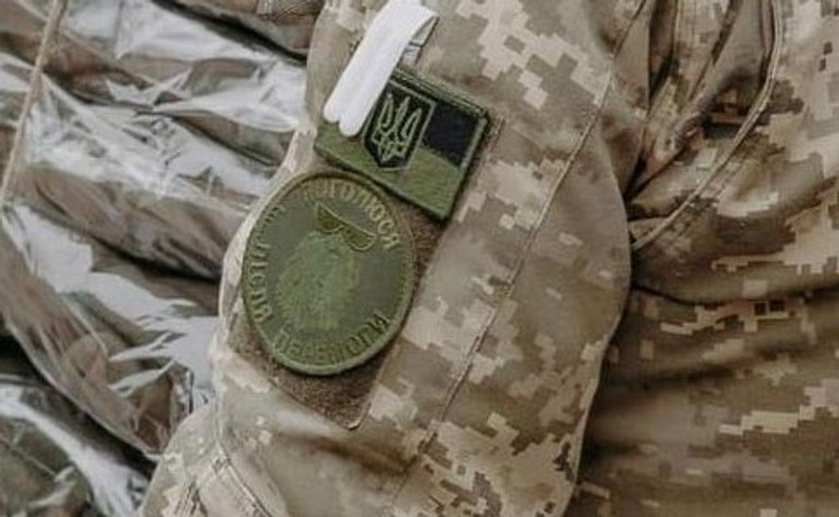 Суд оштрафував фірму, яка не поставила Київській ОДА форму для військових на 27 мільйонів