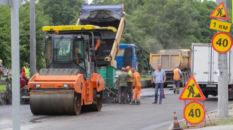 На трассе Киев-Чоп частично ограничат движение: на каком участке