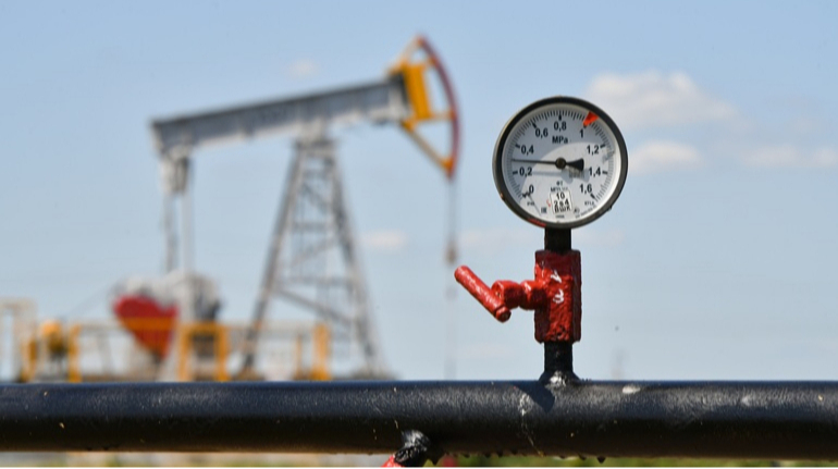 Ціни на нафту відреагували на можливі тристоронні переговори РФ, України та США thumbnail