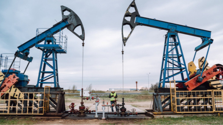 Цены на нефть растут из-за ударов Украины по российским НПЗ