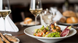 Стало відомо, коли в закладах Києва запрацюють літні майданчики