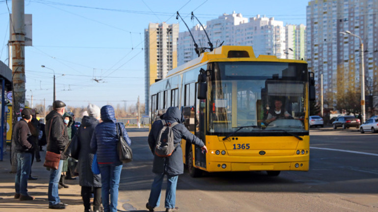 У Кличка скасували мільярдний тендер на закупівлю тролейбусів