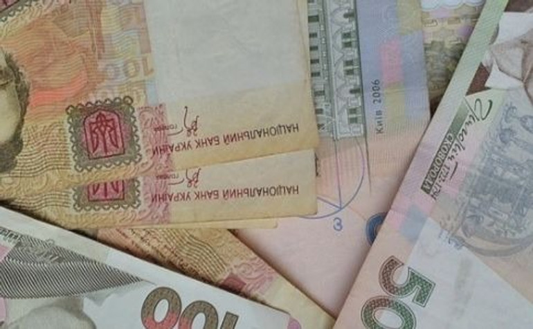 Зеленський підписав закон про збільшення мінімалки