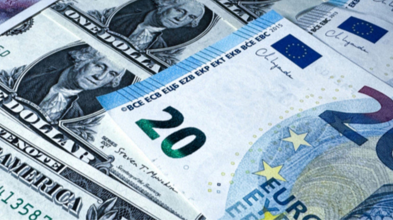 Курс валют на 10 апреля: доллар и евро подорожали