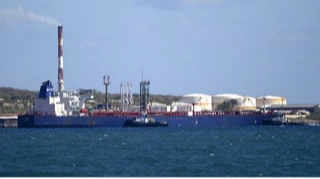 Экспорт российской нефти упал до самого низкого уровня с начала 2022 года, ударив по казне Путина