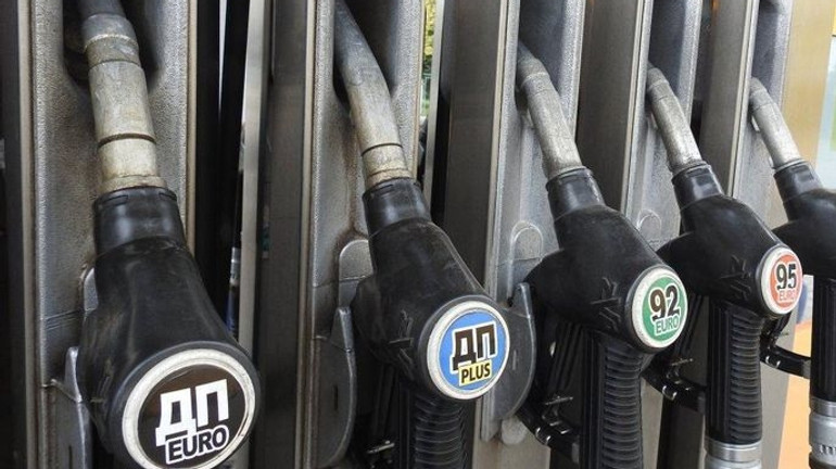 Словаччина і Угорщина припиняють експорт дизпального до України, але це не критично – ЗМІ