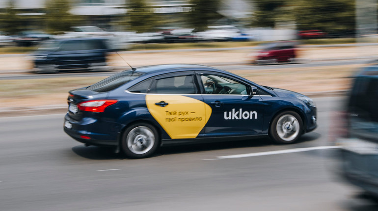 Вывести рынок из тени: Минразвития готовит реформу такси