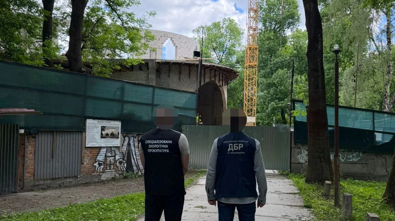 ГБР арестовало здание сына бывшей главы Хмельницкого МСЭК