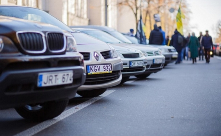 У ДФС нагадали, коли євробляхерів почнуть штрафувати по-новому