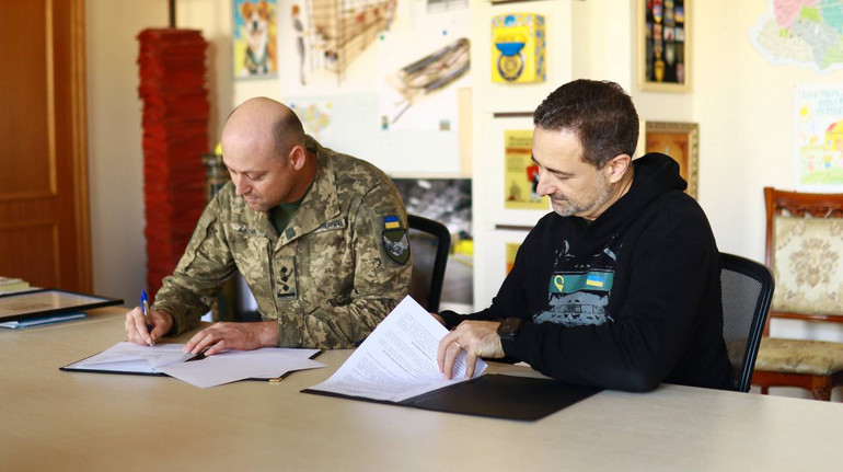 Укрпошта безкоштовно доставлятиме речі загиблих та зниклих безвісти воїнів їхнім родинам