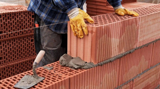 Суд зобов’язав компанію повернути частину грошей за житлові будинки на Херсонщині