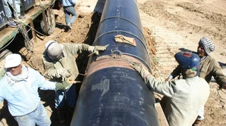 Експортери нафти хочуть обійти Ормуз побудувавши трубопроводи через весь Близький Схід