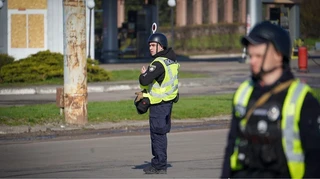 В Киеве перекрыли движение на нескольких улицах после атаки: общественный транспорт изменил маршруты