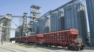 Аграрии просят пока не повышать железнодорожные тарифы: какие аргументы
