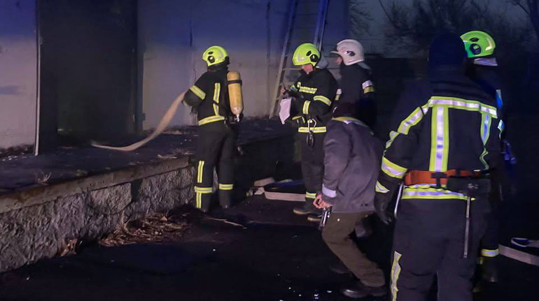 На одній з підстанцій Києва сталася аварія: частина Деснянського района – без світла