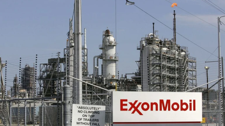 После 20-летнего перерыва компания Exxon решила возобновить добычу нефти в Венесуэле