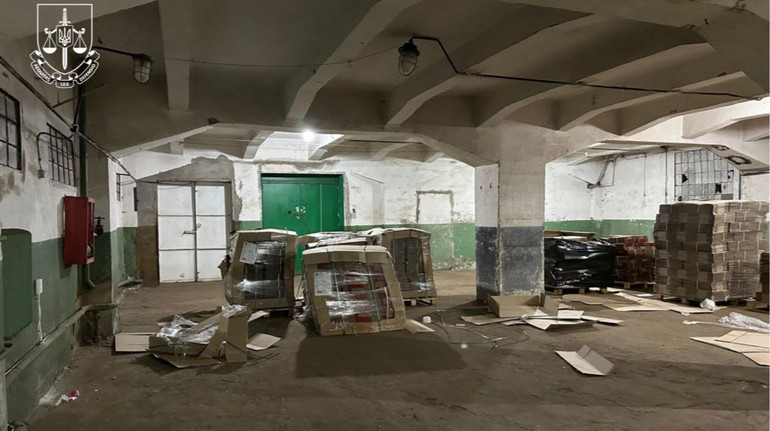 Викрито мережу виробництва підробок Nestle, Мівіна та Jacobs: фігурантам оголосили підозру