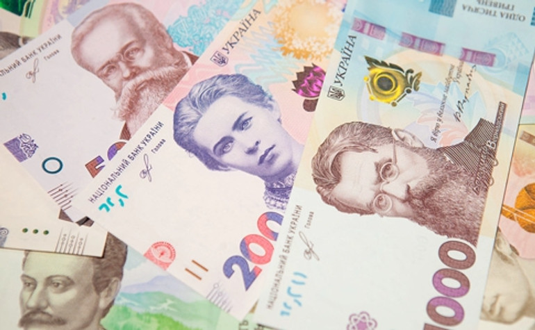 Курс гривні до долара та євро на наступний тиждень різко зміцнився
