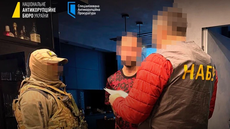 У державній корпорації викрили корупційну схему: держава втратила рекордні тонни зерна