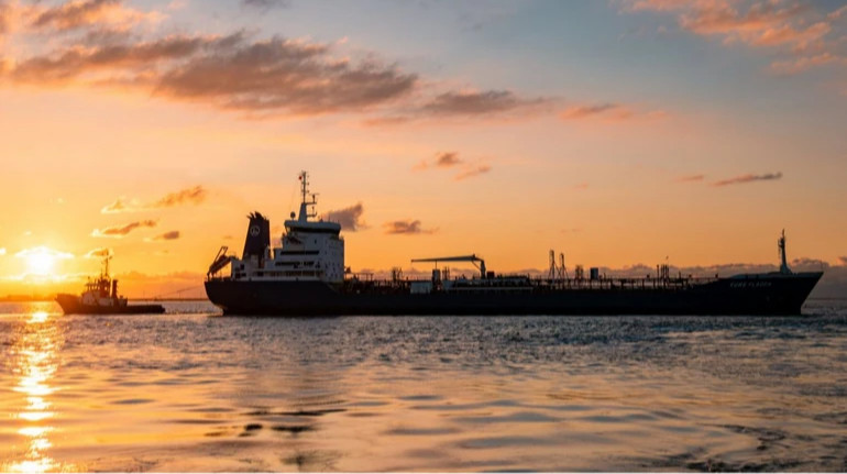 Нефтетерминал в Новороссийске остановился после атаки морских дронов