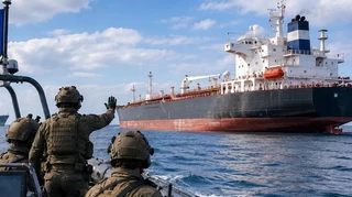 ЄС активніше залучатиме військовий флот до перевірок тіньового флоту